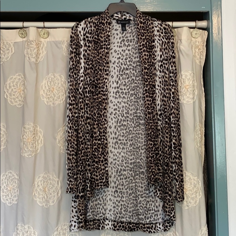 Animal print long sleeve duster